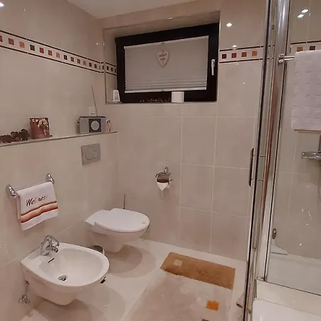 Apartamento Zum Weinberg Bis 4 Personen - Im Herzen Der Pfalz