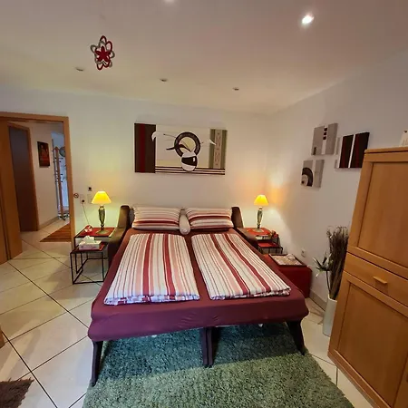 Apartment Zum Weinberg Bis 4 Personen - Im Herzen Der Pfalz *